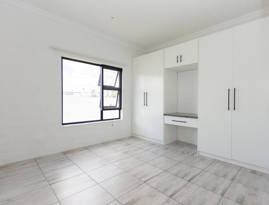 3 Bedroom Property for Sale in Atlantic Shores Beachfront Estate Western Cape